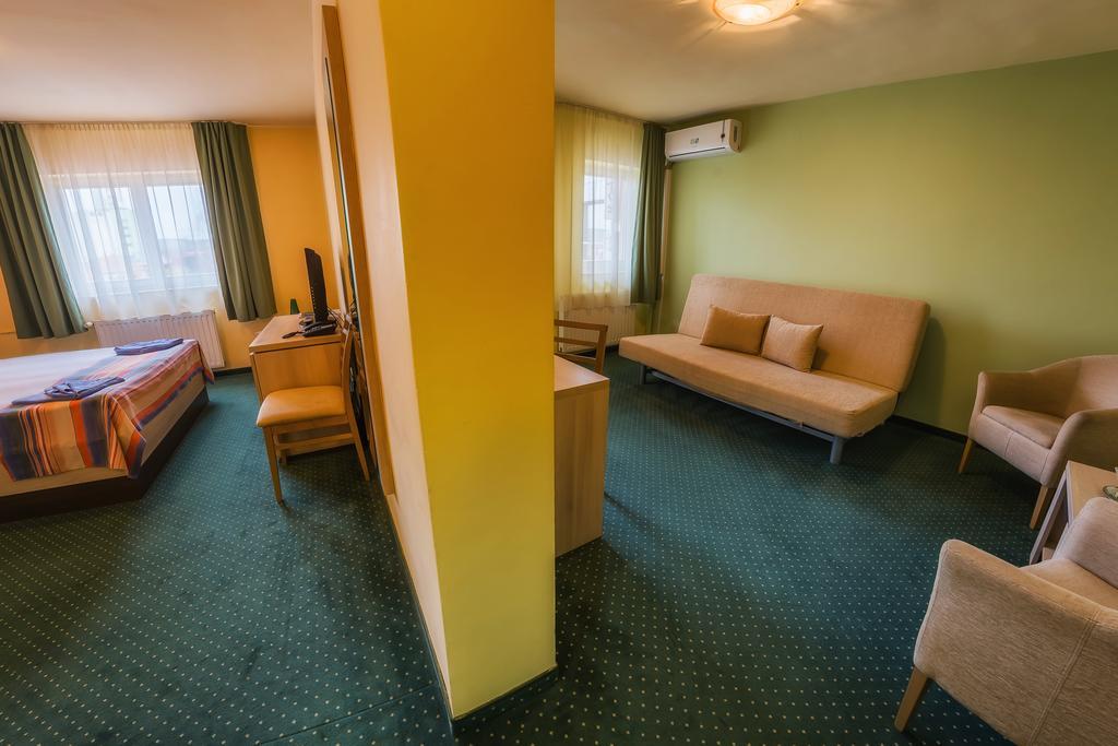 Apollo Wellness Club 4* Sîngeorgiu de Mureş