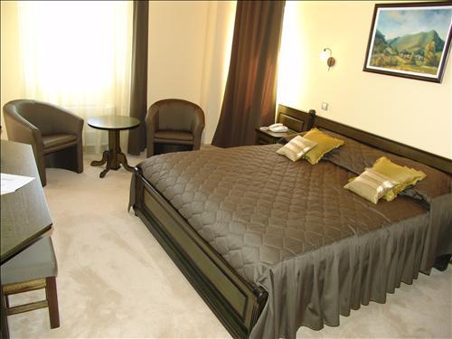 Apollo Wellness Club
